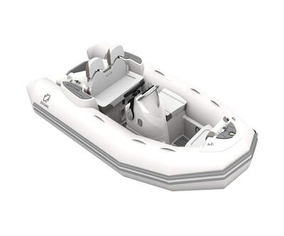Zodiac Yachtline 360 sedd snett förifrån ovanifrån.