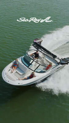 Sea Ray SDX 230 Surf – officiell retargetingbild i 9:16-format.