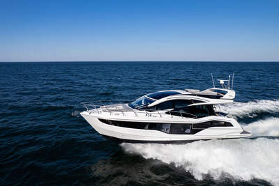 Officiell produktbild av Galeon 510 SKY/510 SKYDECK, exteriör.