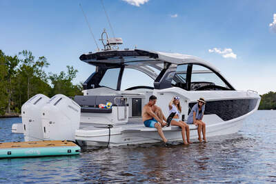 Galeon 375 GTO – officiell interiörbild.