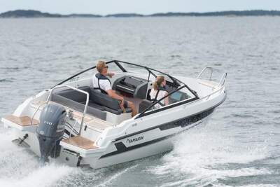 Yamarin 63 BR under gång, med Yamaha-utombordare.