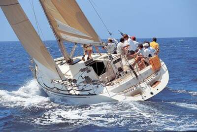 X-Yachts X-442 MkII under segel, officiell modellbild från X-Yachts.